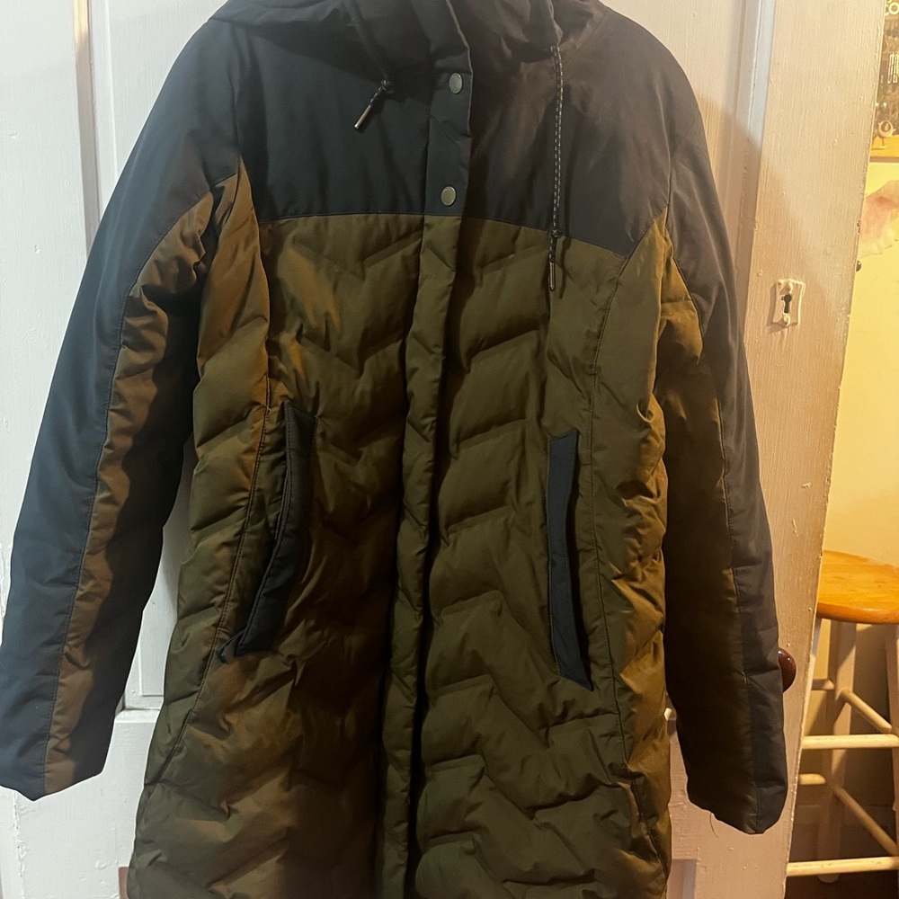 Columbia Women's Black and Olive Puffer Jacket